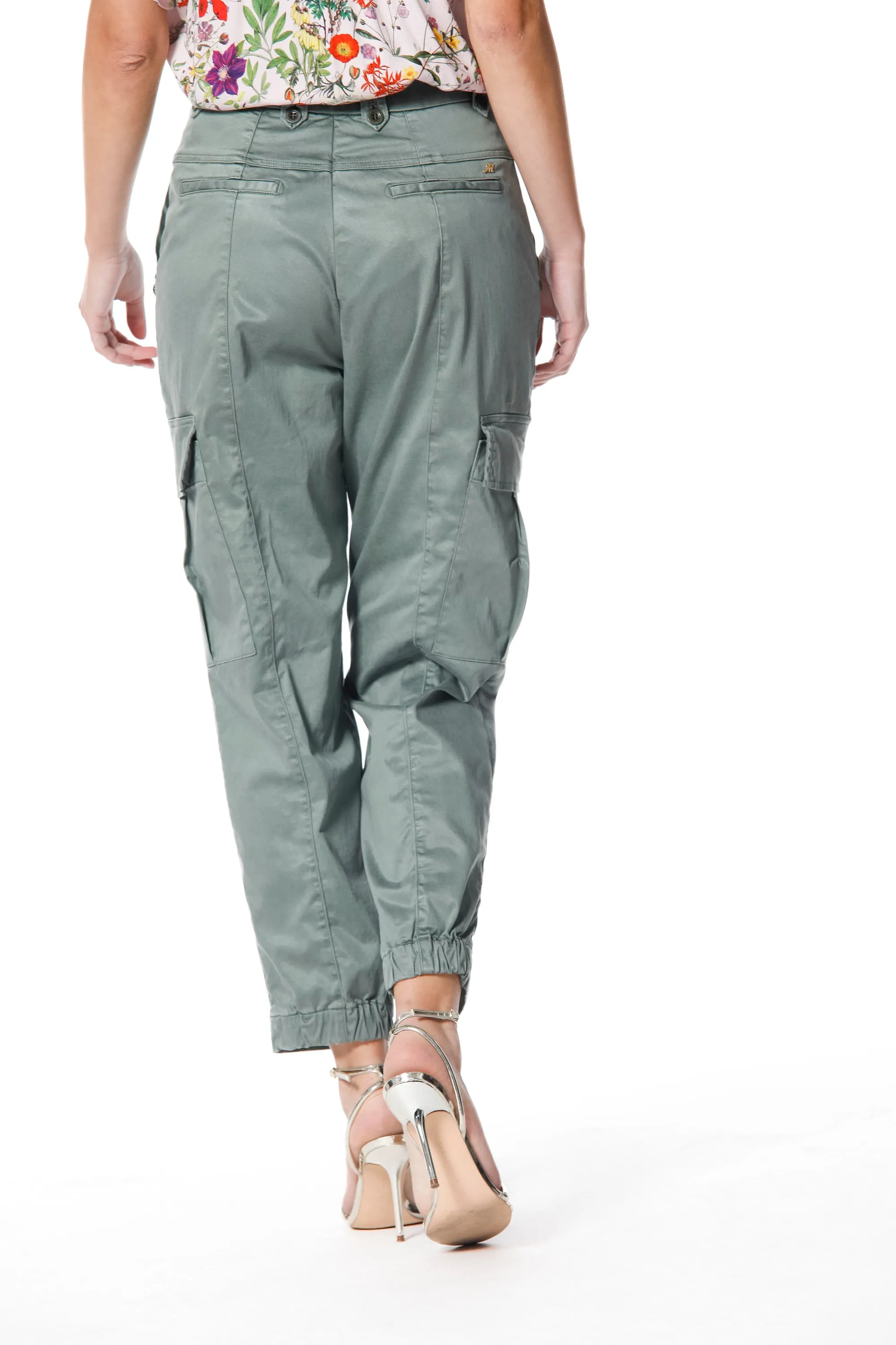 Birkin pantalone cargo donna in raso stretch con borchie curvy