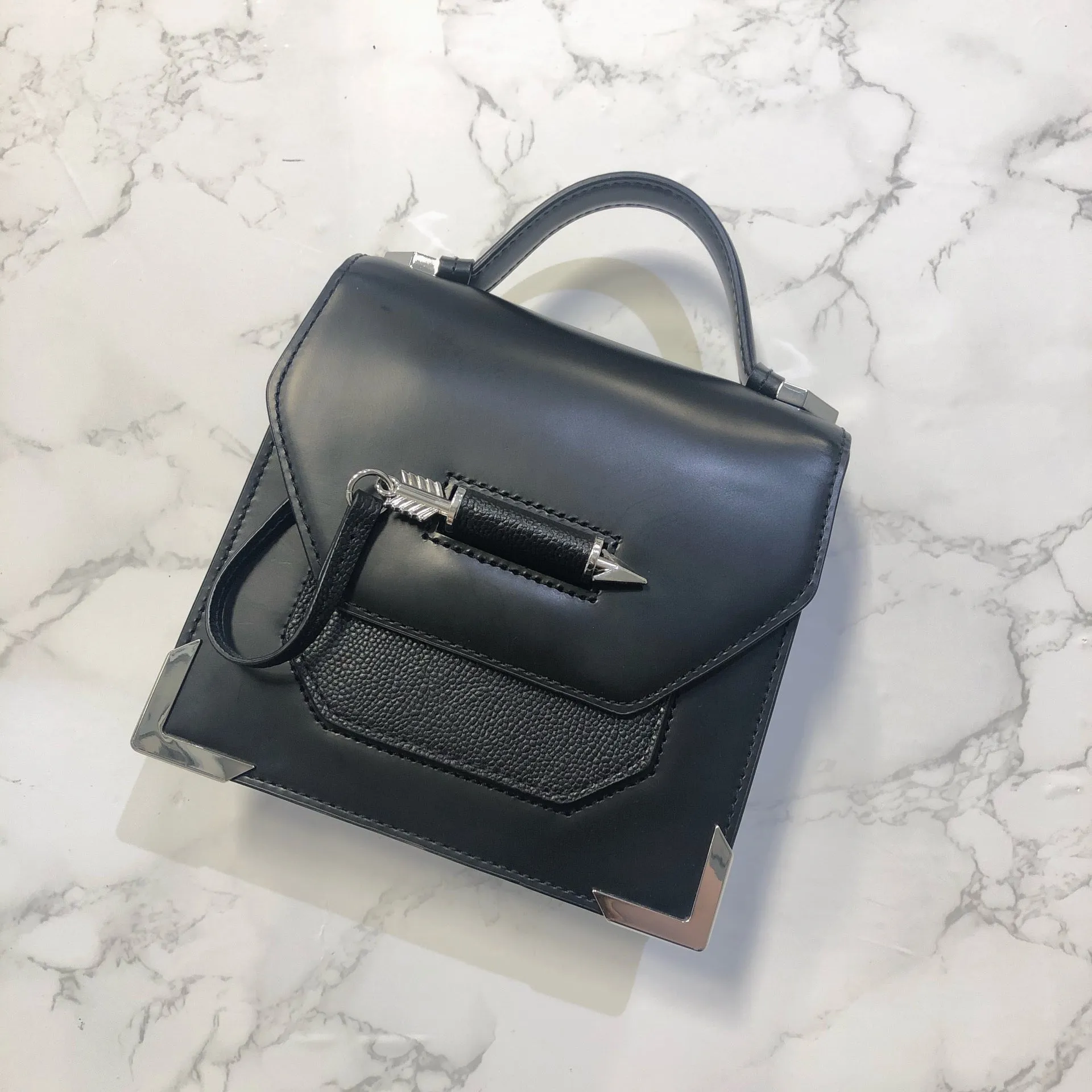 Black Crossbody/Shoulder Bag