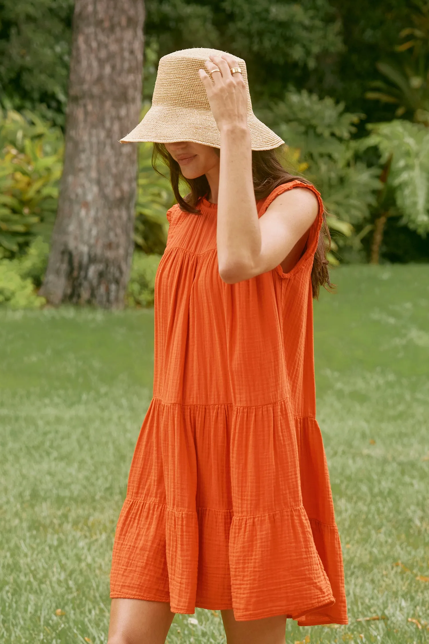 CHIC CROCHET BUCKET HAT