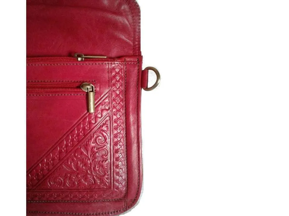 Kharrazine Shoulder Bag - Red