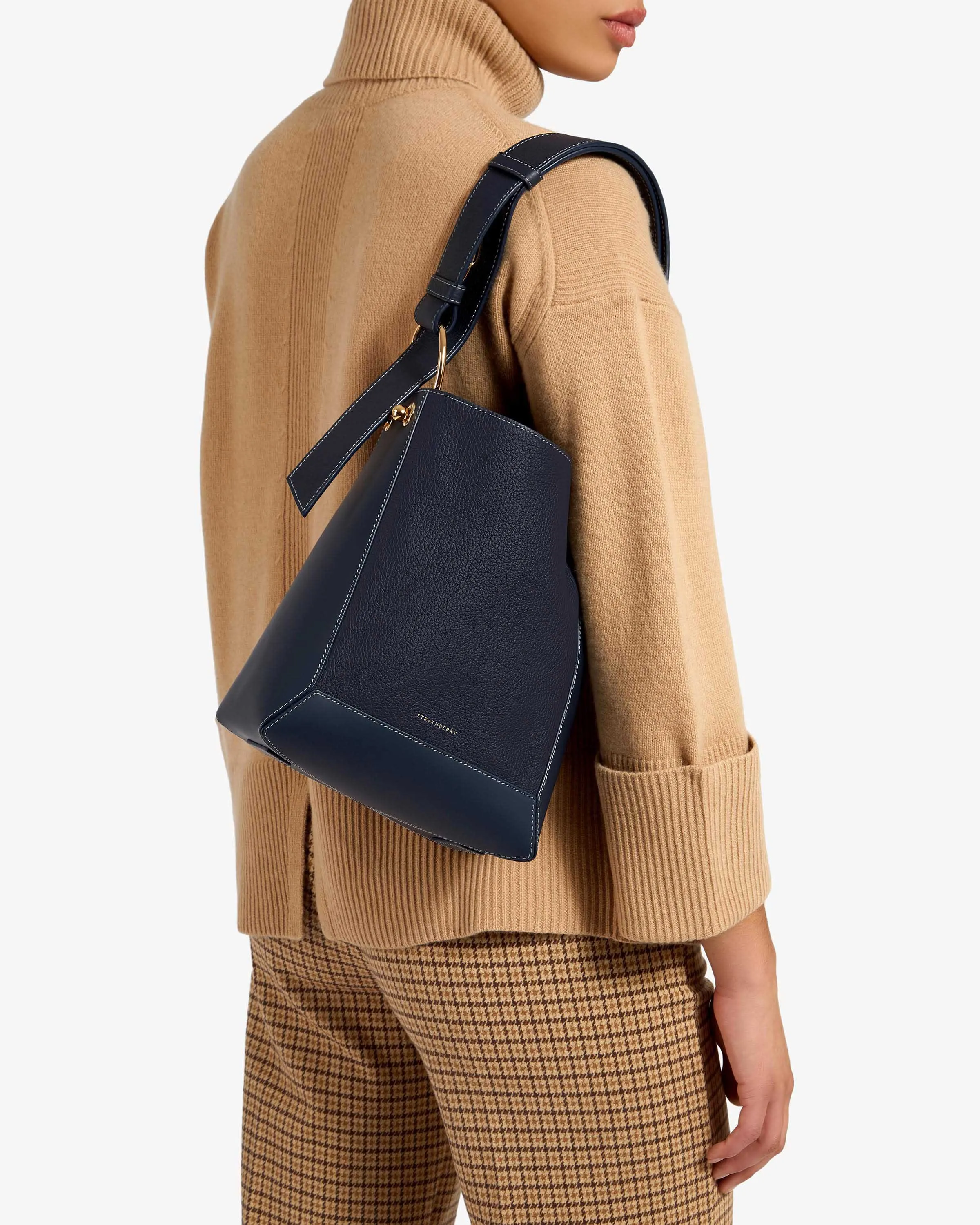 Lana Midi Bucket Bag - Navy with Grey Stitch