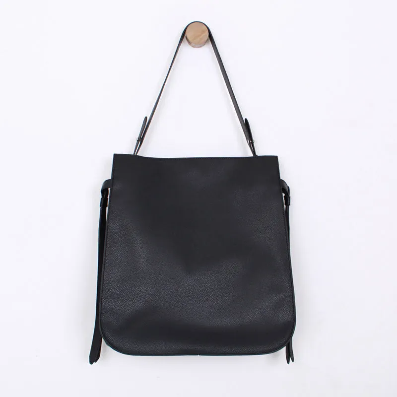 lisa black shoulder bag