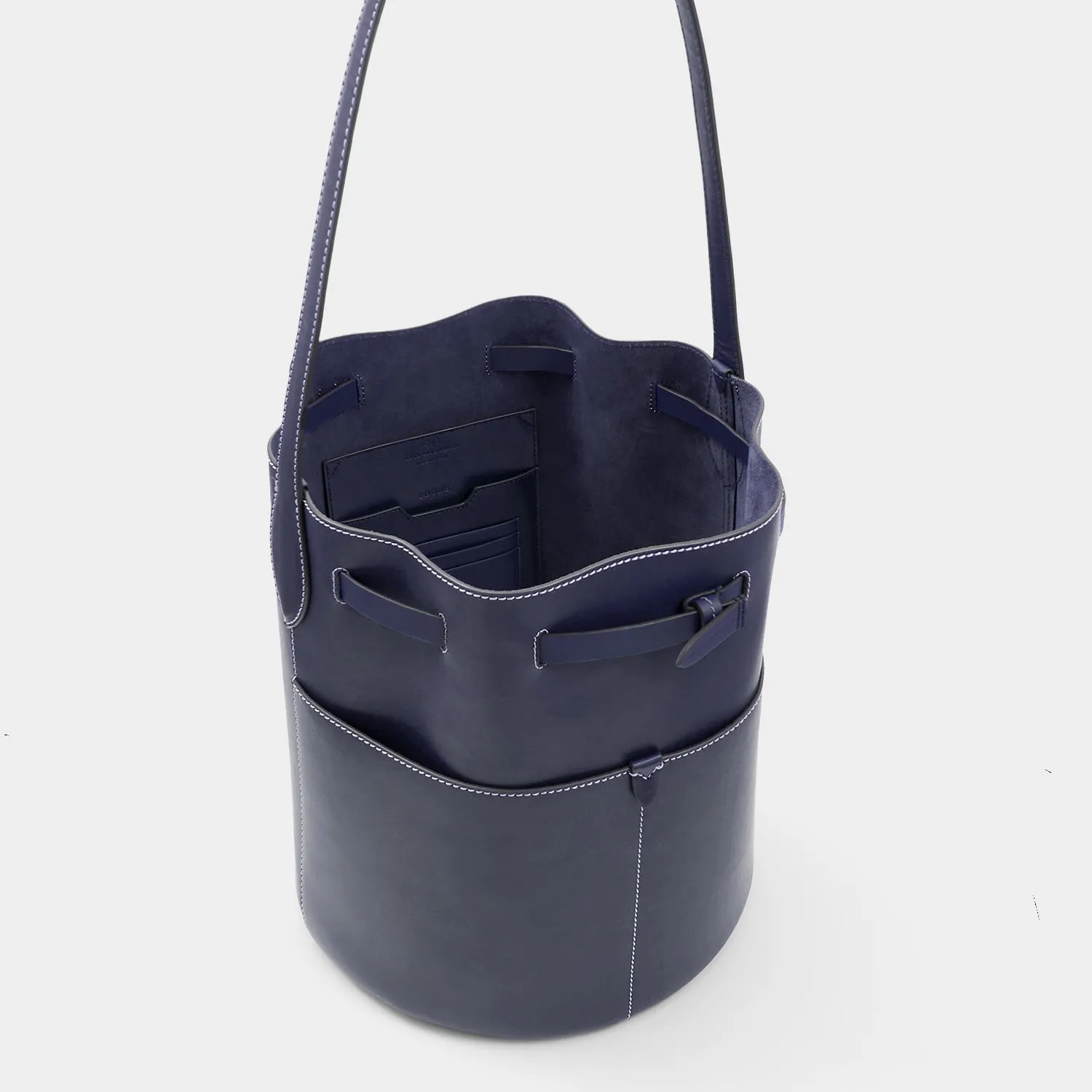 Return to Nature Bucket Bag