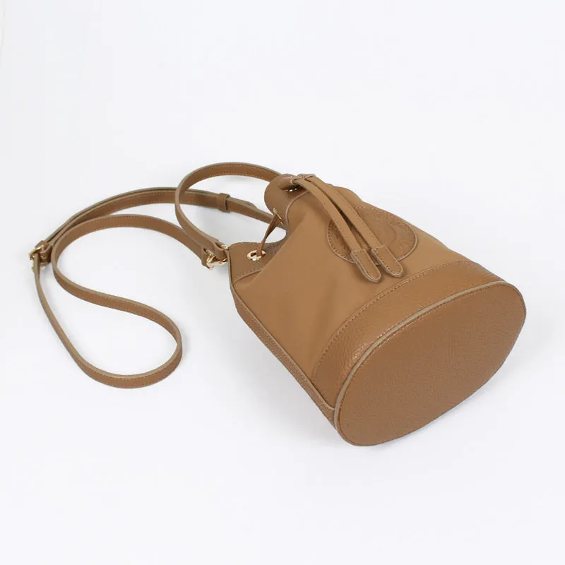 rio shoulder beige bucket bag