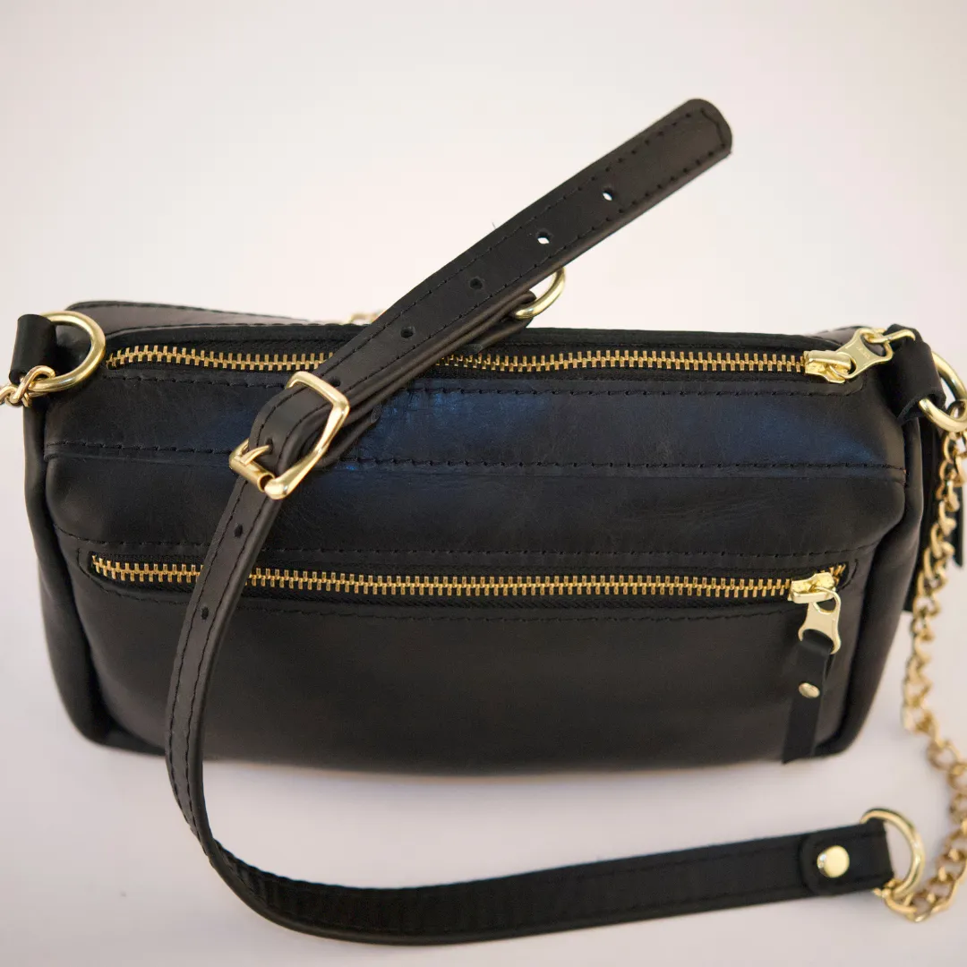 The Chain Block Shoulder Bag - Black