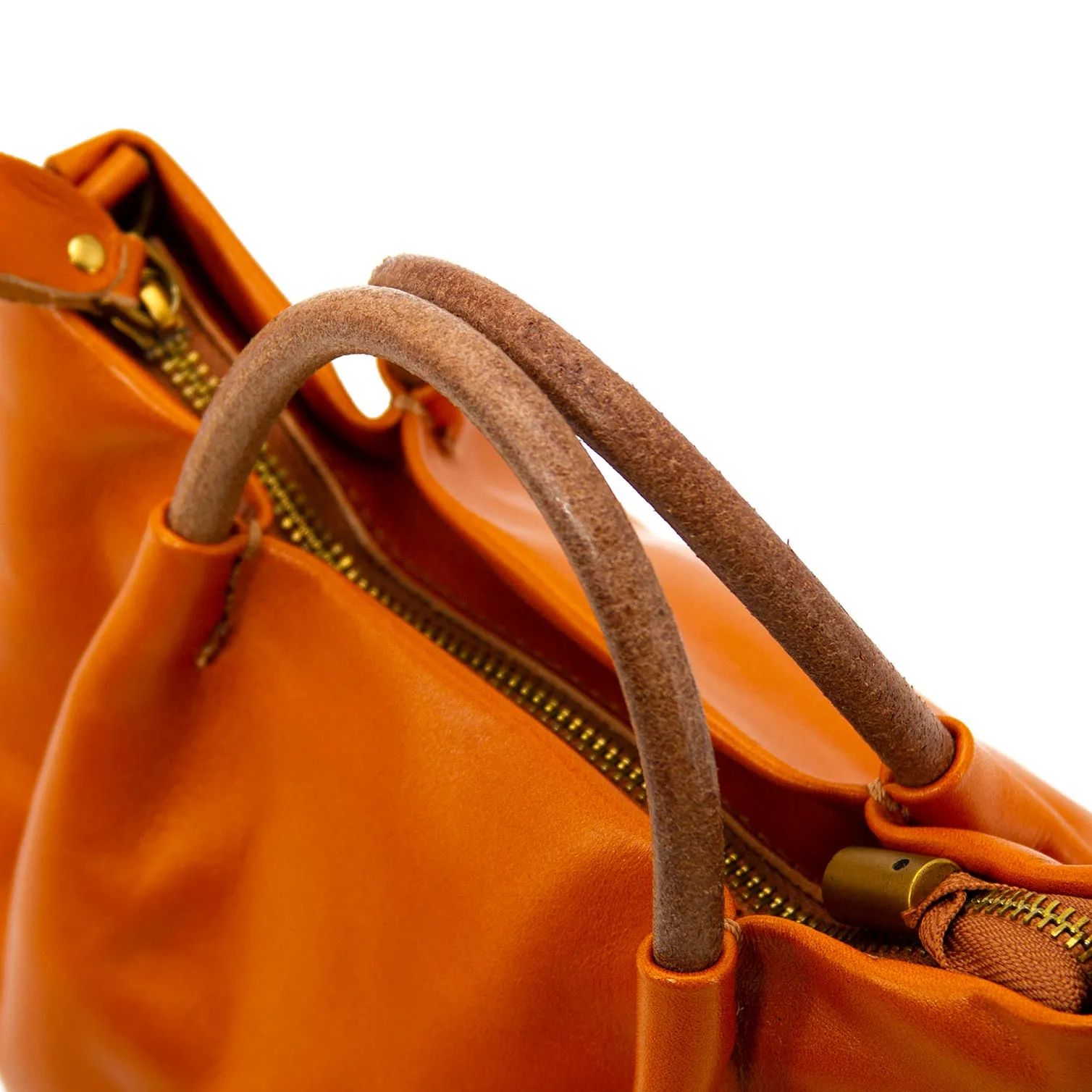 Vegetable-Tanned Leather folds bucket bag,Italian Leather Bag-i7bags