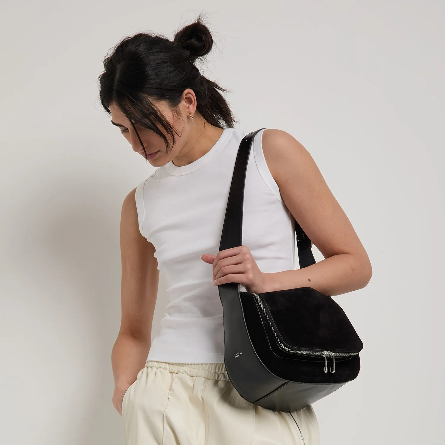 Vere Shoulder Bag