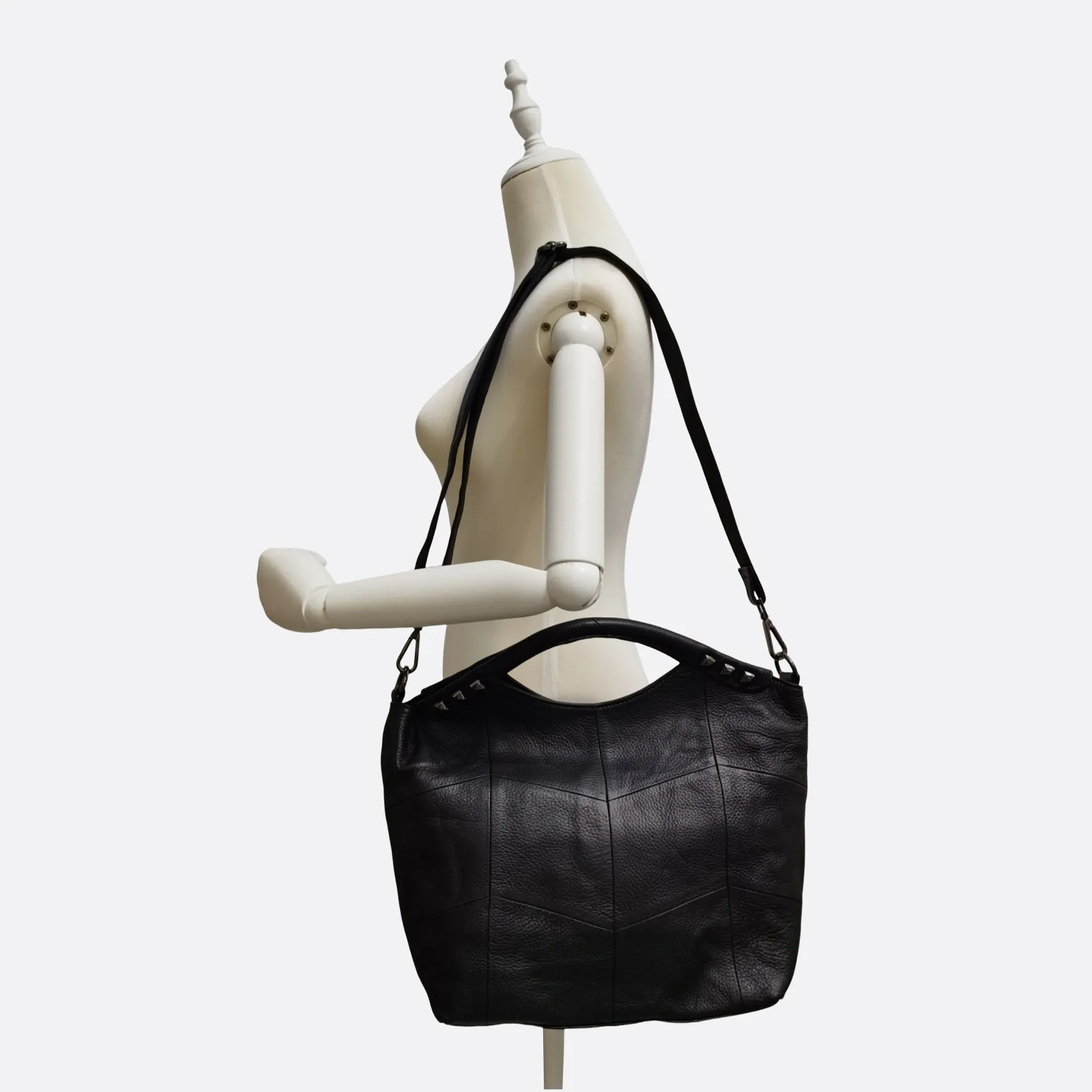 Women's genuine cowhide leather rivet bucket bag