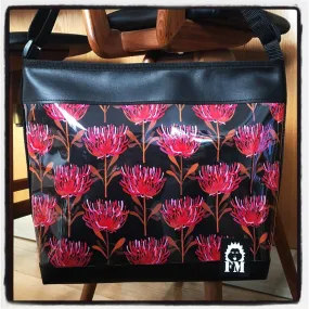 Zip-Up Tote Bag - Waratah